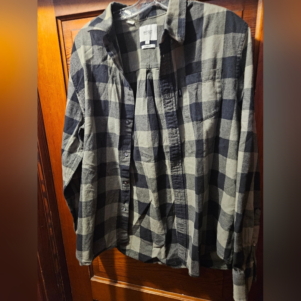 WESC Black and Green Plaid Button-Up Flannel Shirt